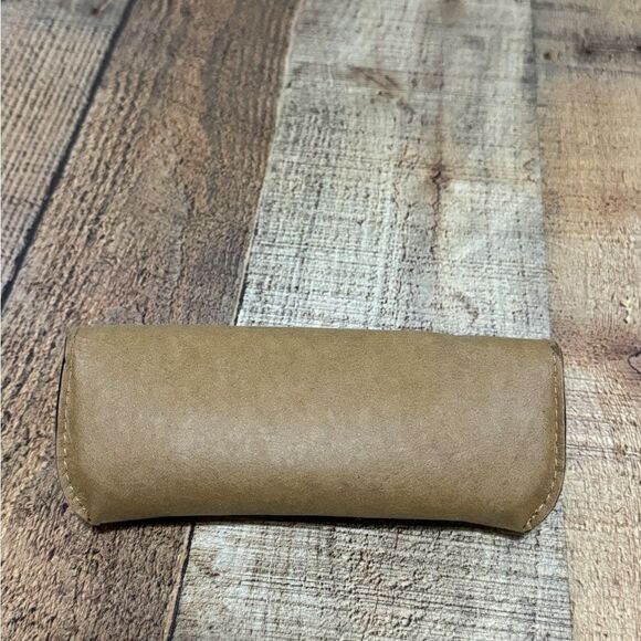 Ray Ban Limited Edition Tan Paper Textured Sunglasses Case Only Large/Medium New - Picture 4 of 5